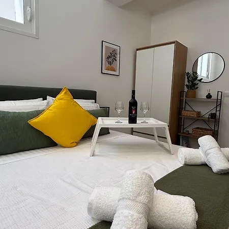 Daedalus Rhodes Center Olive Semi-basement Apartmán